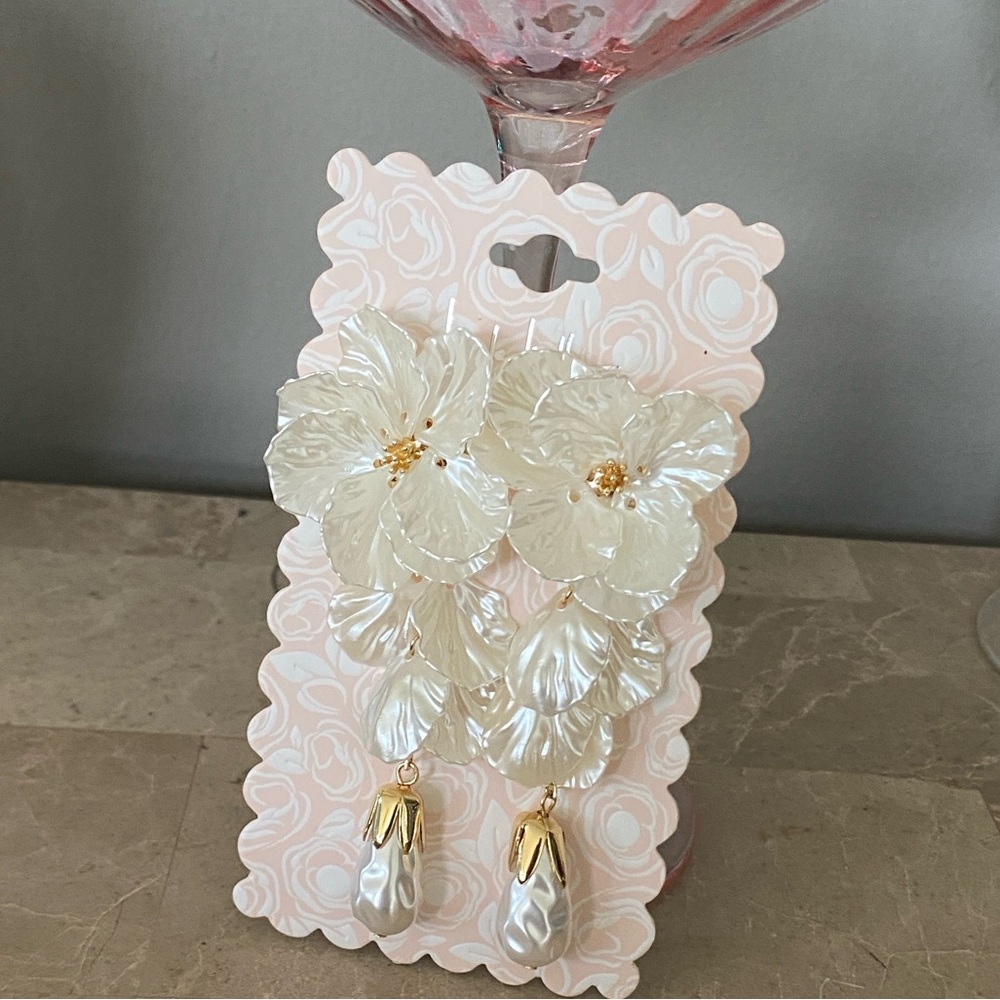Seashell floral drop earrings by Nicole Miller NEW YORK